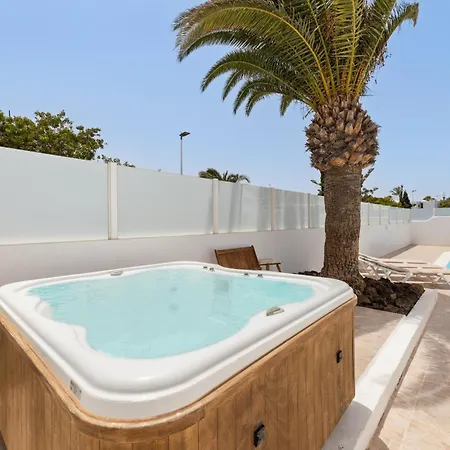 Casa Keiley By Escape פוארטו דל כרמן